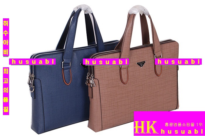 2014Ż    BL81169-2 (2Į)