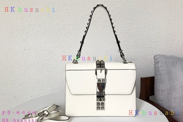 �ڹ̷��ޡ� ����� ���͵� �ΰ�  ����� PR 1BA179-2