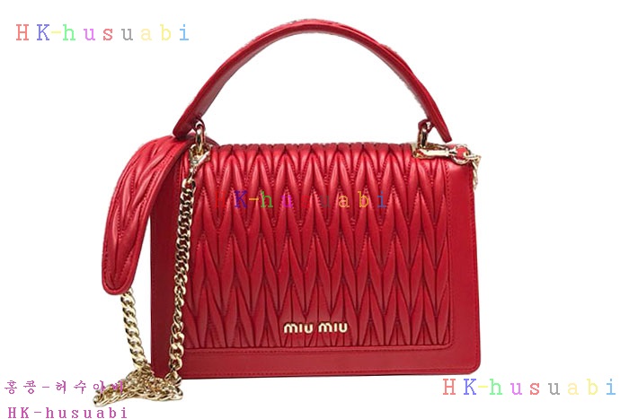 �ڹ̷��ޡ� �̿�̿� ���ǵ��� ��Ʋ�� ��Ʈ�� MU  5BA094