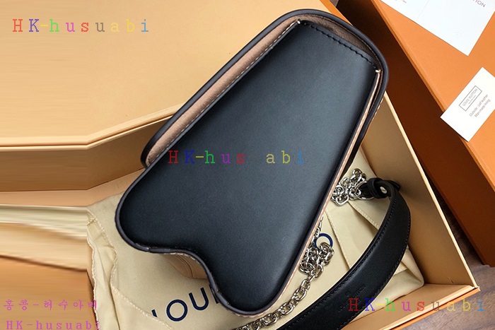 �ڹ̷��ޡ� ���̺��� Ʈ����Ʈ MM  M53801