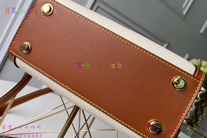 �ڹ̷��ޡ� ���̺��� ��Ƽ ��Ƽ�� ��Ʈ�� M55062