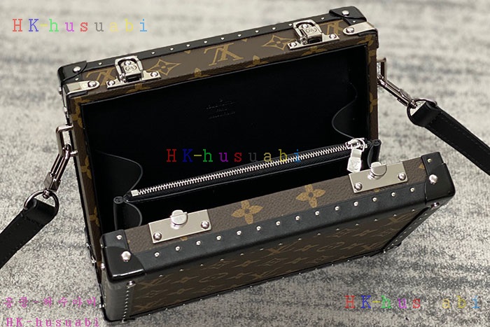 �ڹ̷��ޡڷ��̺��� Ŭ��ġ �ڽ� M20252