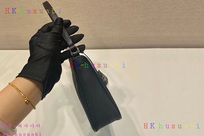 ڹ̷ޡ   2005 Ϸ ̴Ϲ 1N204M-2ǹ)